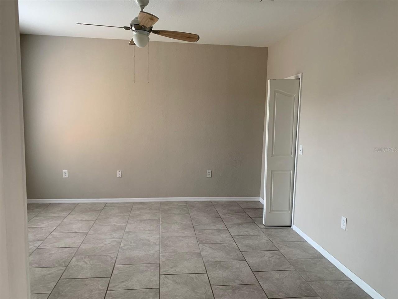 6159 Metrowest Blvd #205 - Photo 6 of 12