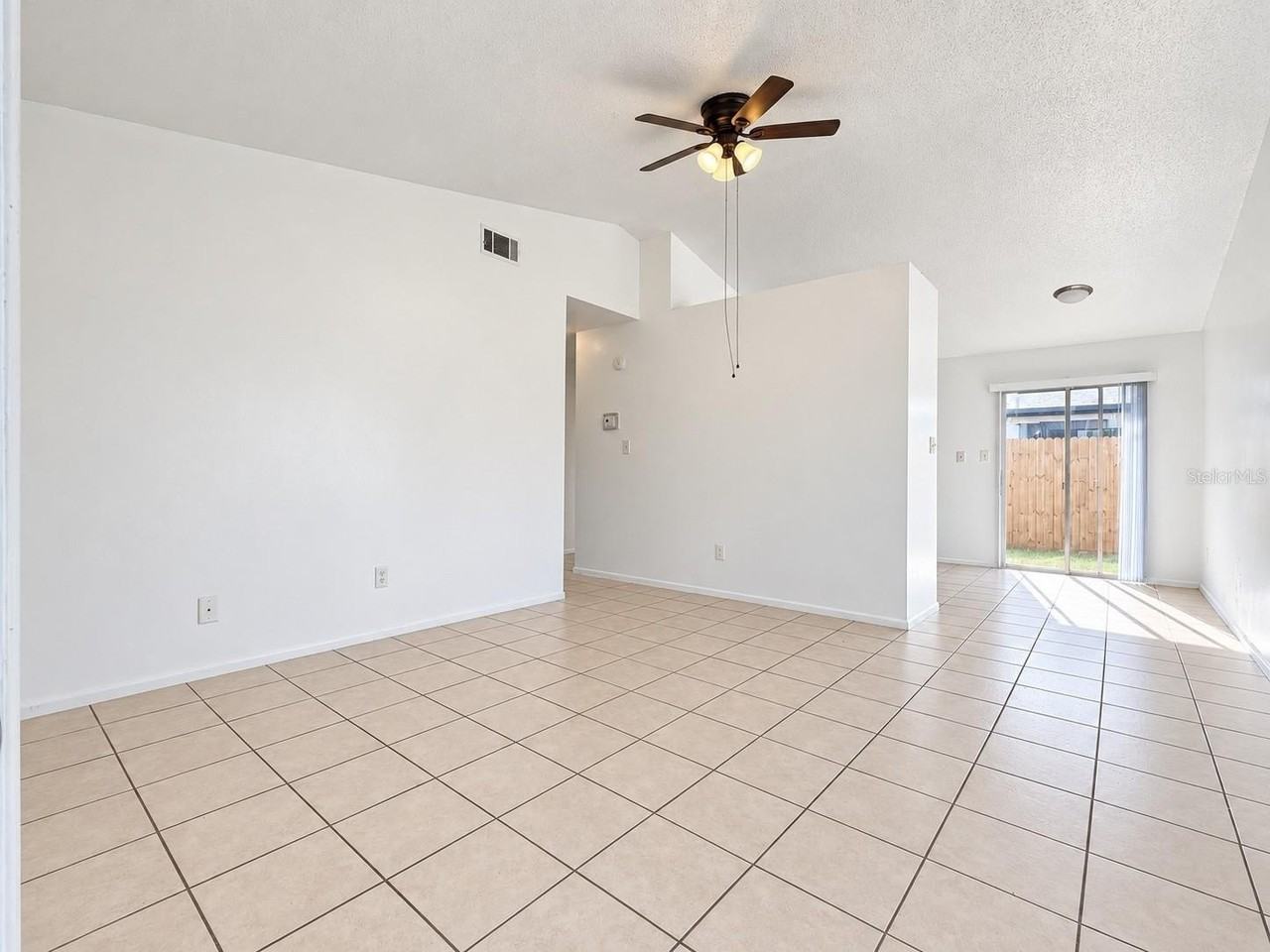3276 Split Willow Dr - Photo 4 of 11