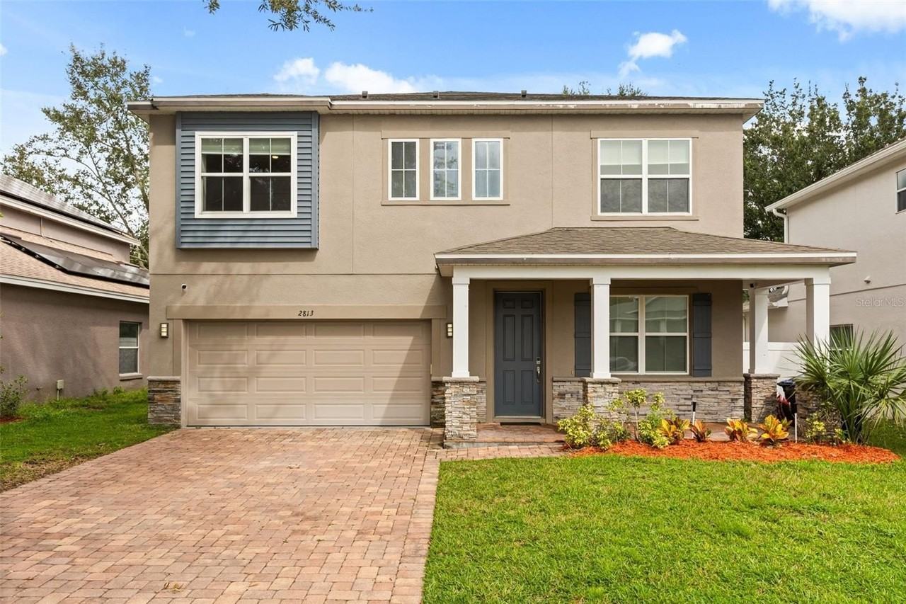 2813 Roseglen Way - Photo 3 of 40
