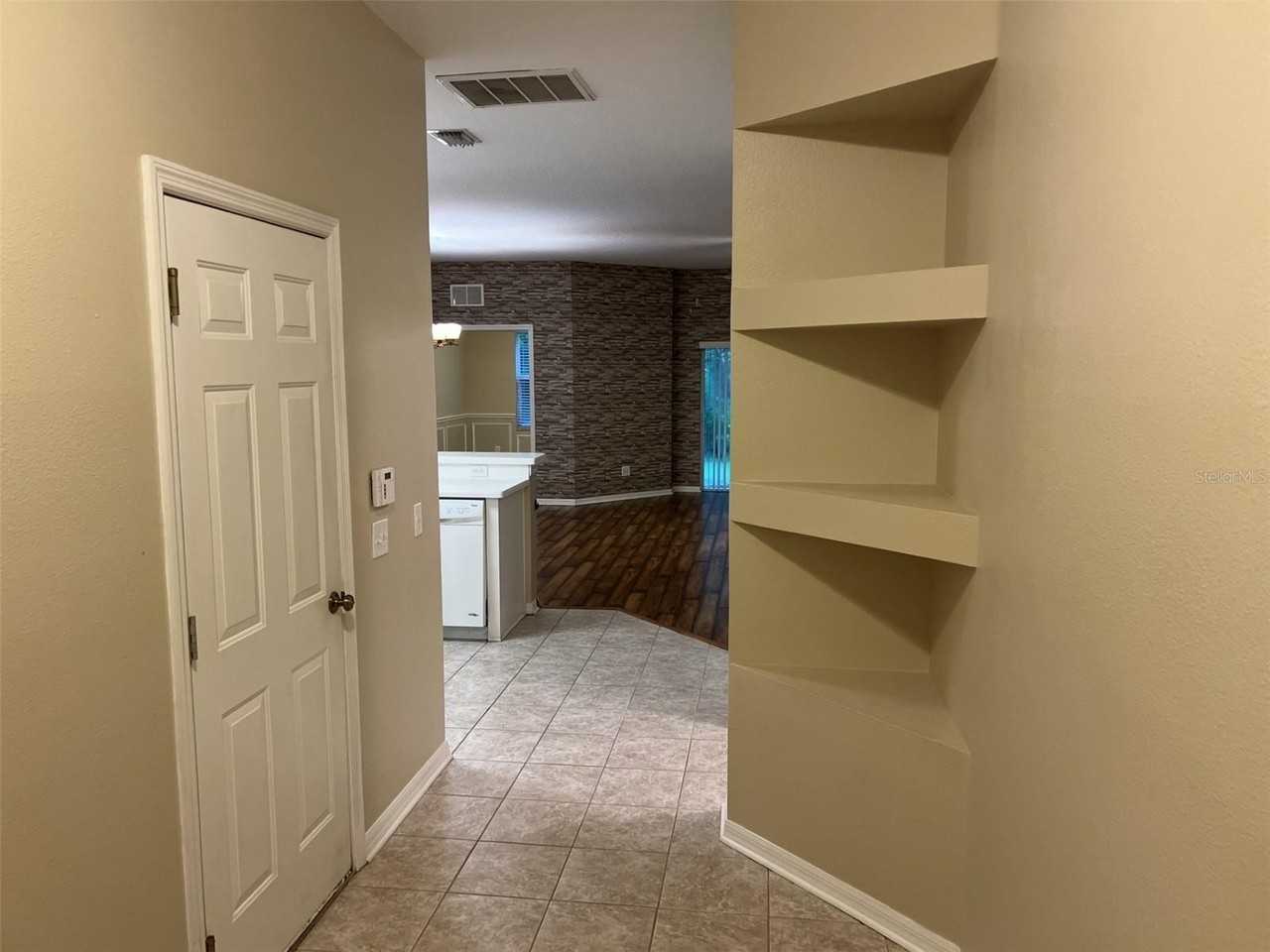 17451 Hugh Ln - Photo 6 of 17