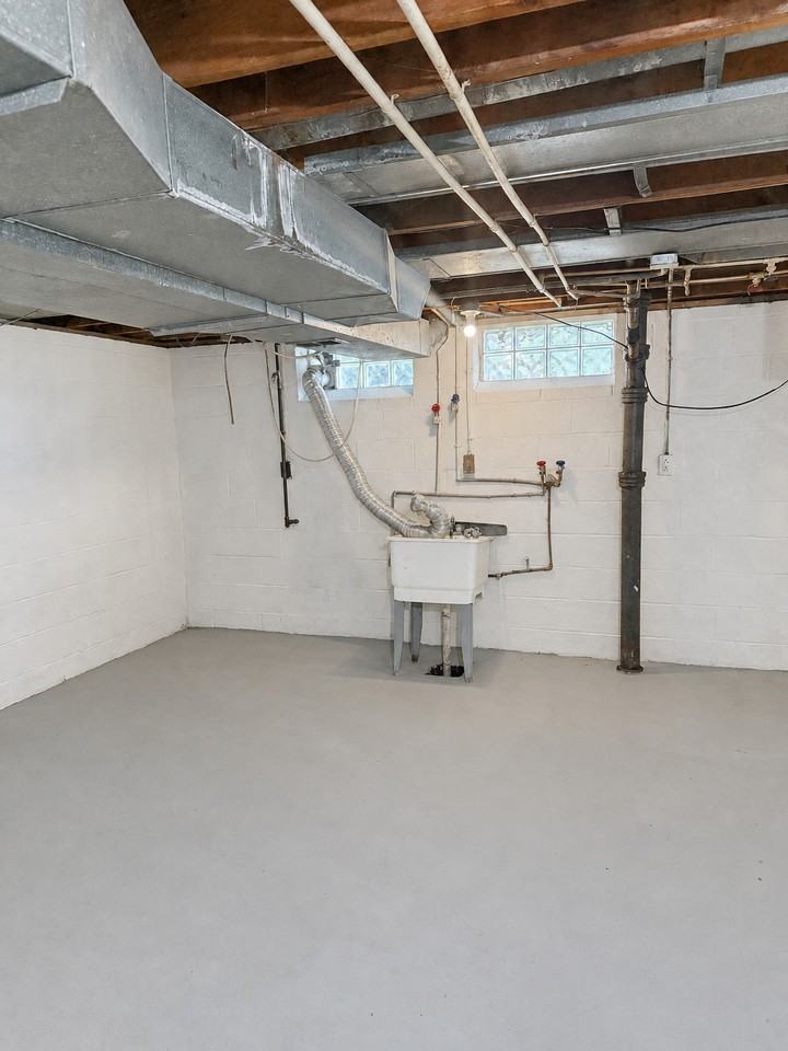 16705 Hillsboro Rd #1 - Photo 2 of 12