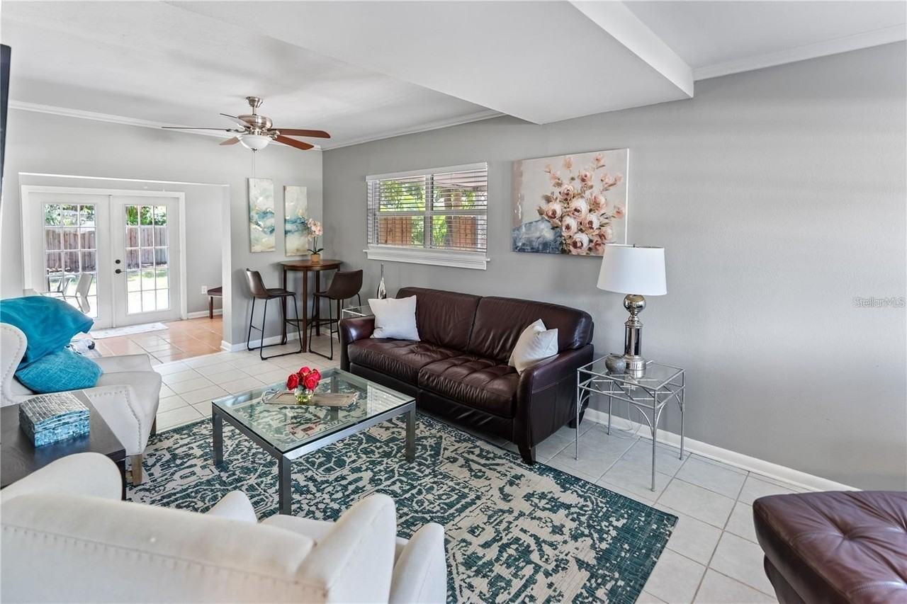 3005 W Helen Ave - Photo 6 of 43