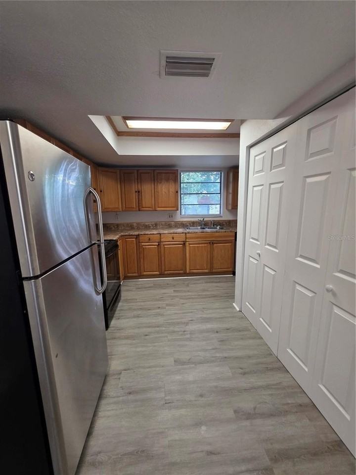 8413 Barrett Pl - Photo 3 of 26