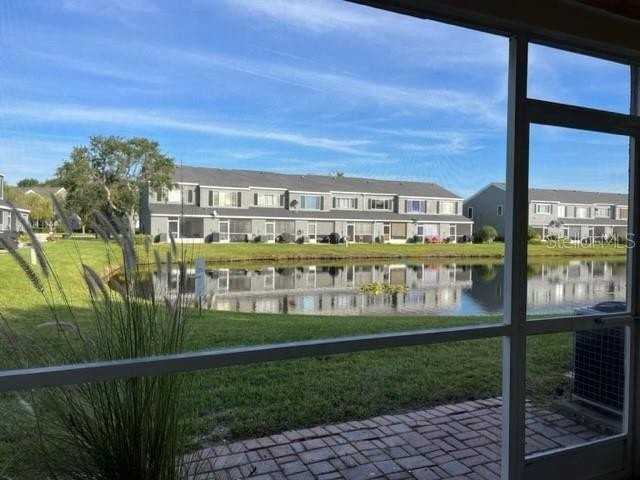 336 Countryside Key Blvd - Photo 7 of 27