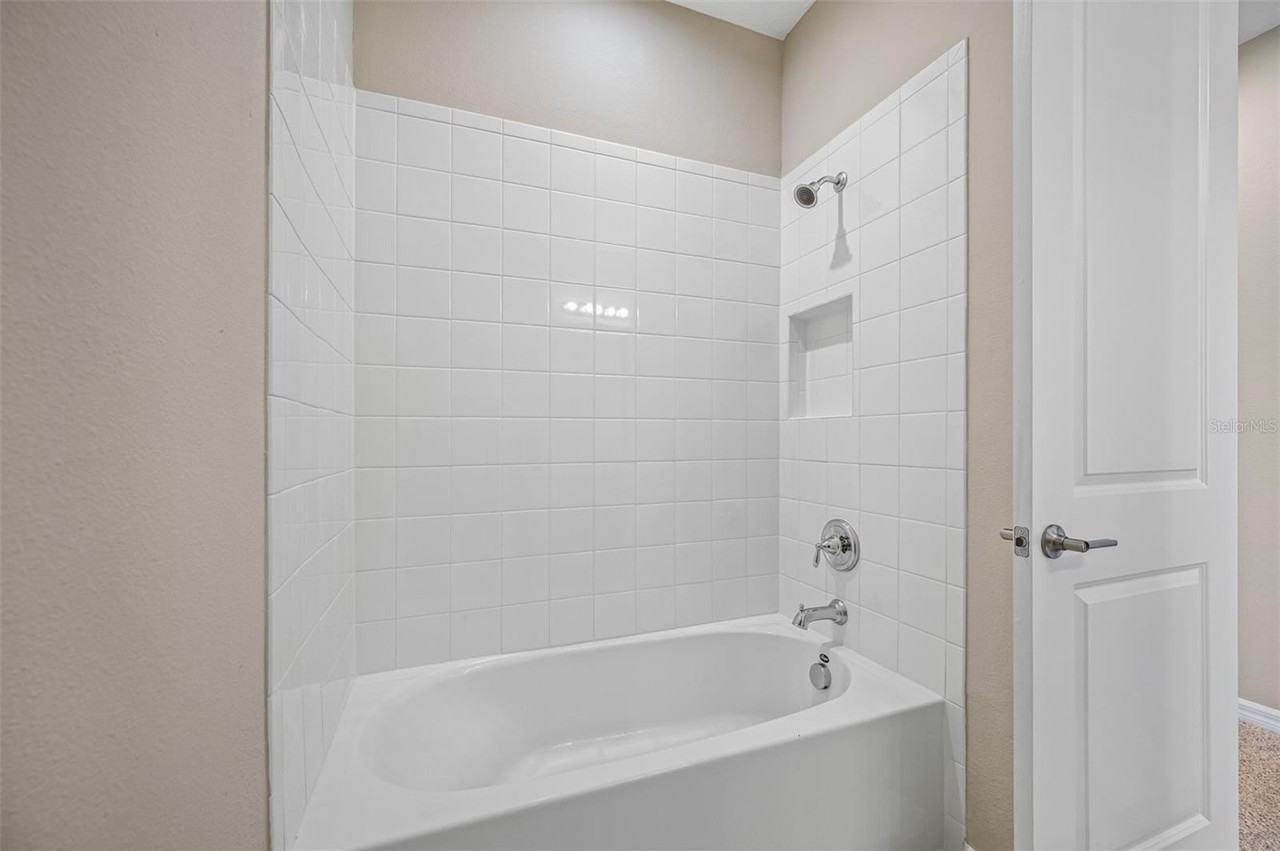 2788 Leafwing Ct - Photo 4 of 50