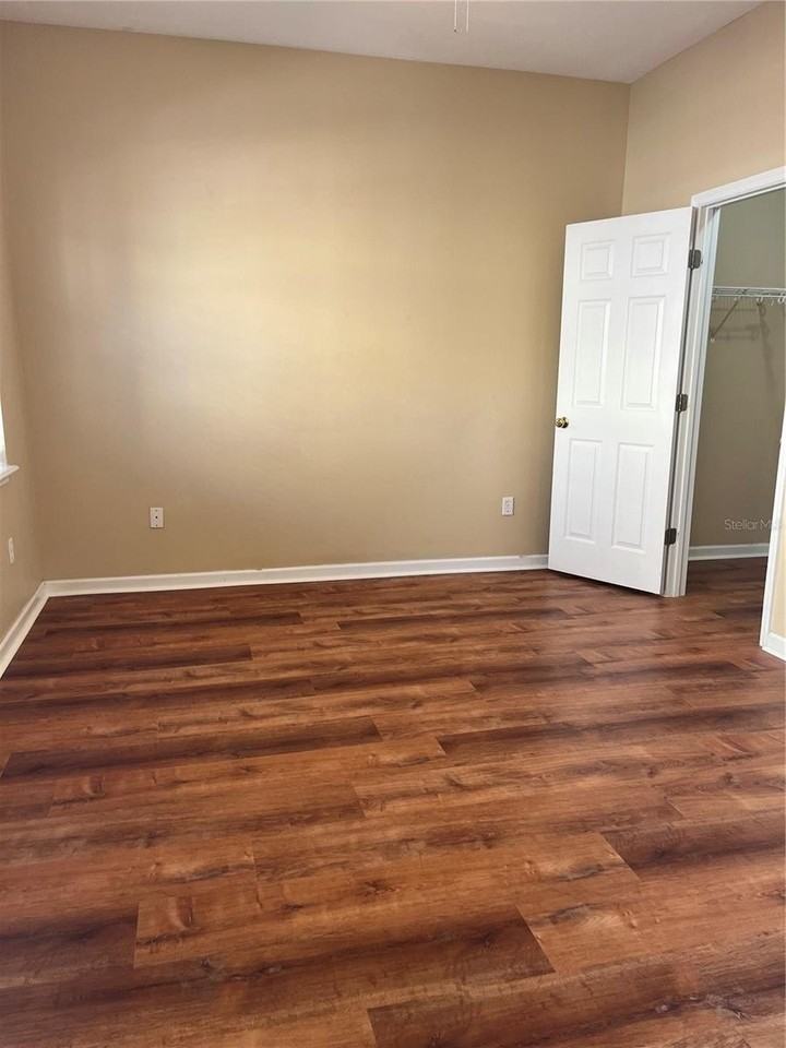 512 Jasmine Way - Photo 6 of 35
