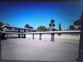 featured image of 4989 S Ridgewood Ave
