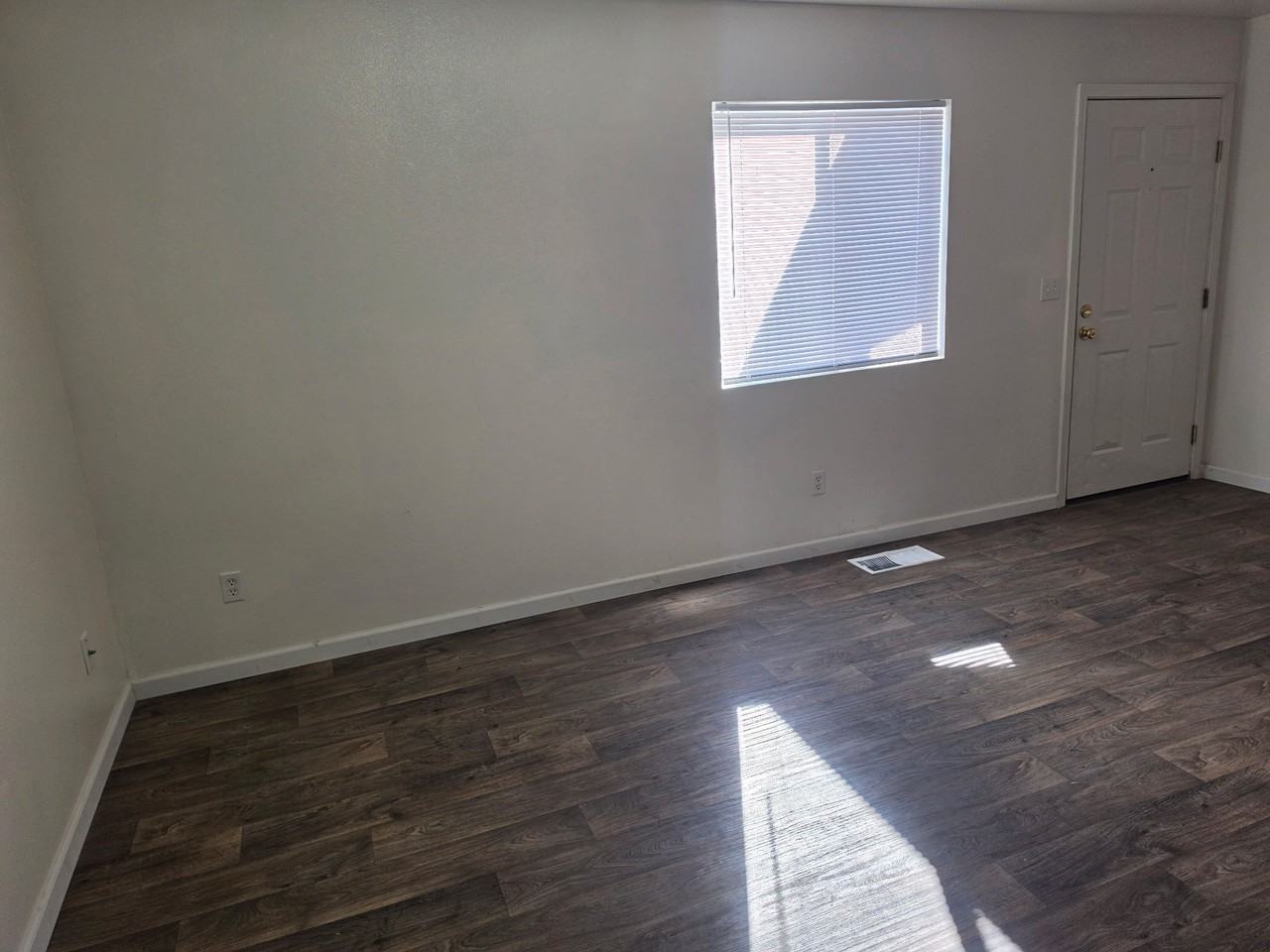 248 South Street - Photo 3 of 5