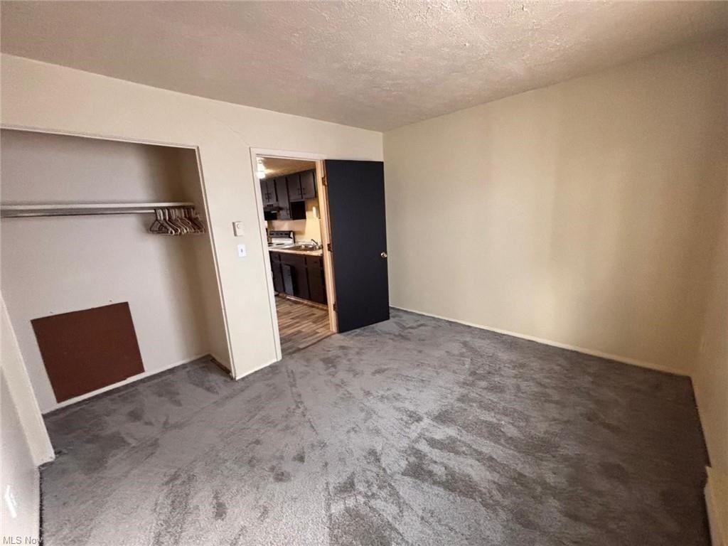 519 Crosby Street - Photo 3 of 22