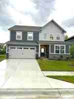 featured image of 16941 Sandhurst Pl