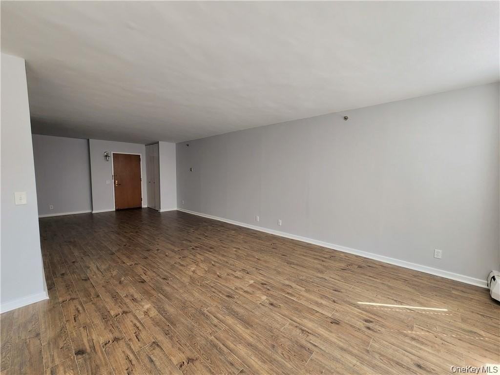 14 Nosband Ave #1A - Photo 4 of 26