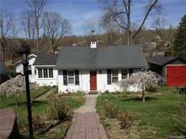featured image of 17 Brookside Rd