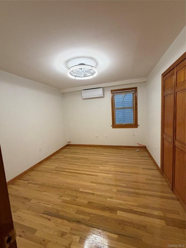 13324 133rd St #1 - Photo 5 of 11