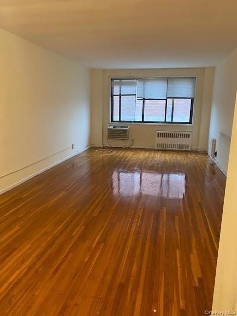 411 Bronx River Rd #6K - Photo 2 of 15
