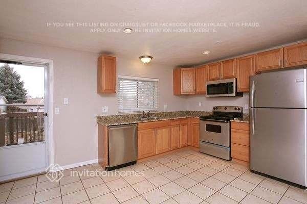 11174 Forest Ave - Photo 5 of 13