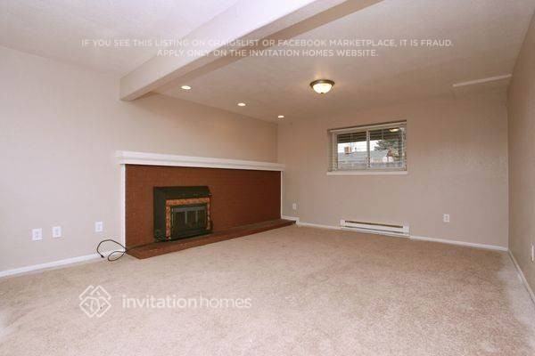 11174 Forest Ave - Photo 7 of 13