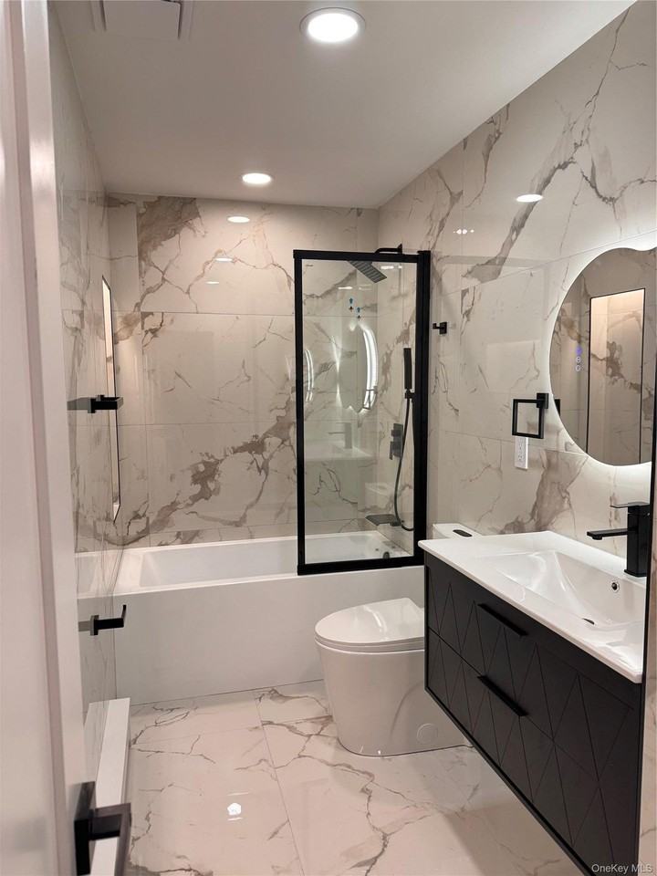15 Valerie Dr #2 - Photo 6 of 14