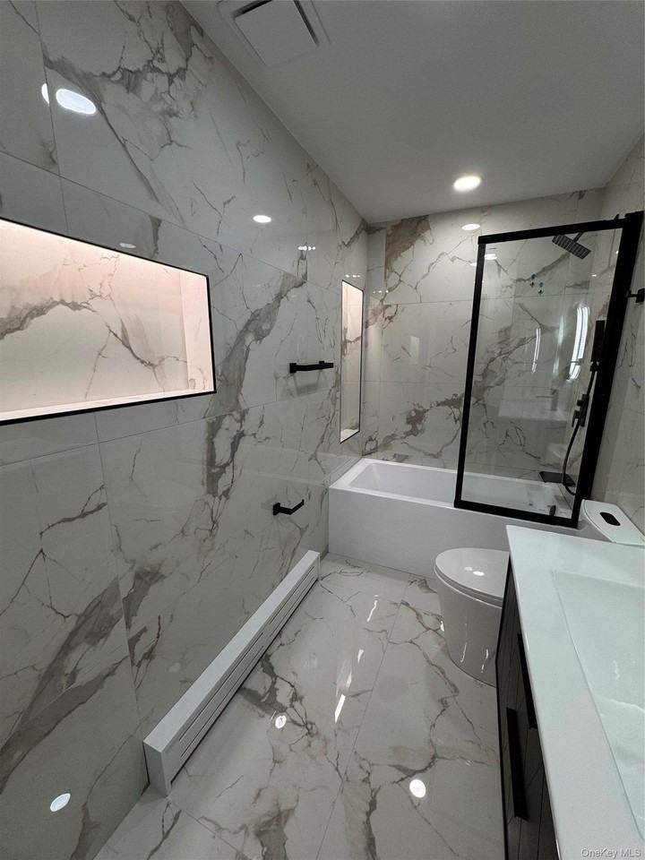 15 Valerie Dr #2 - Photo 7 of 14
