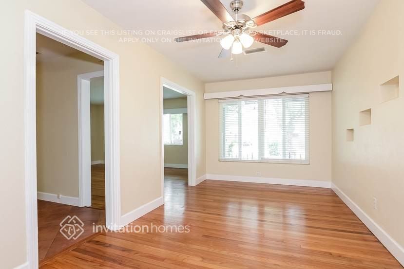 621 S Keystone Ave - Photo 5 of 17