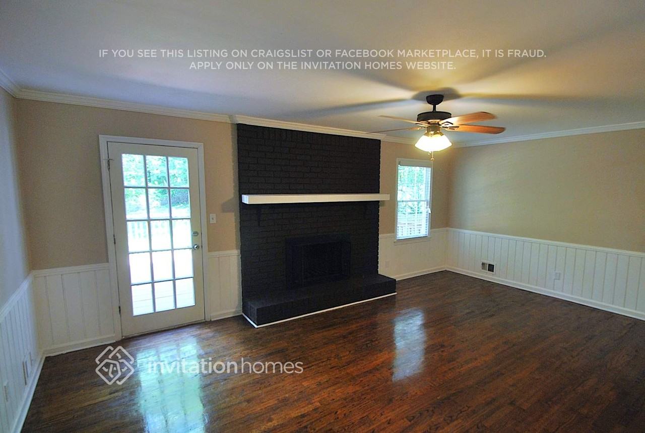 1609 Arden Dr Sw - Photo 2 of 15