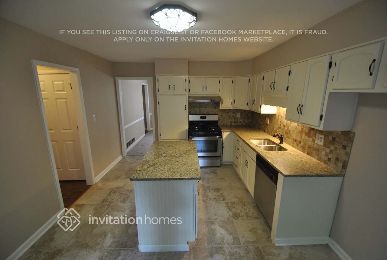 1609 Arden Dr Sw - Photo 4 of 15