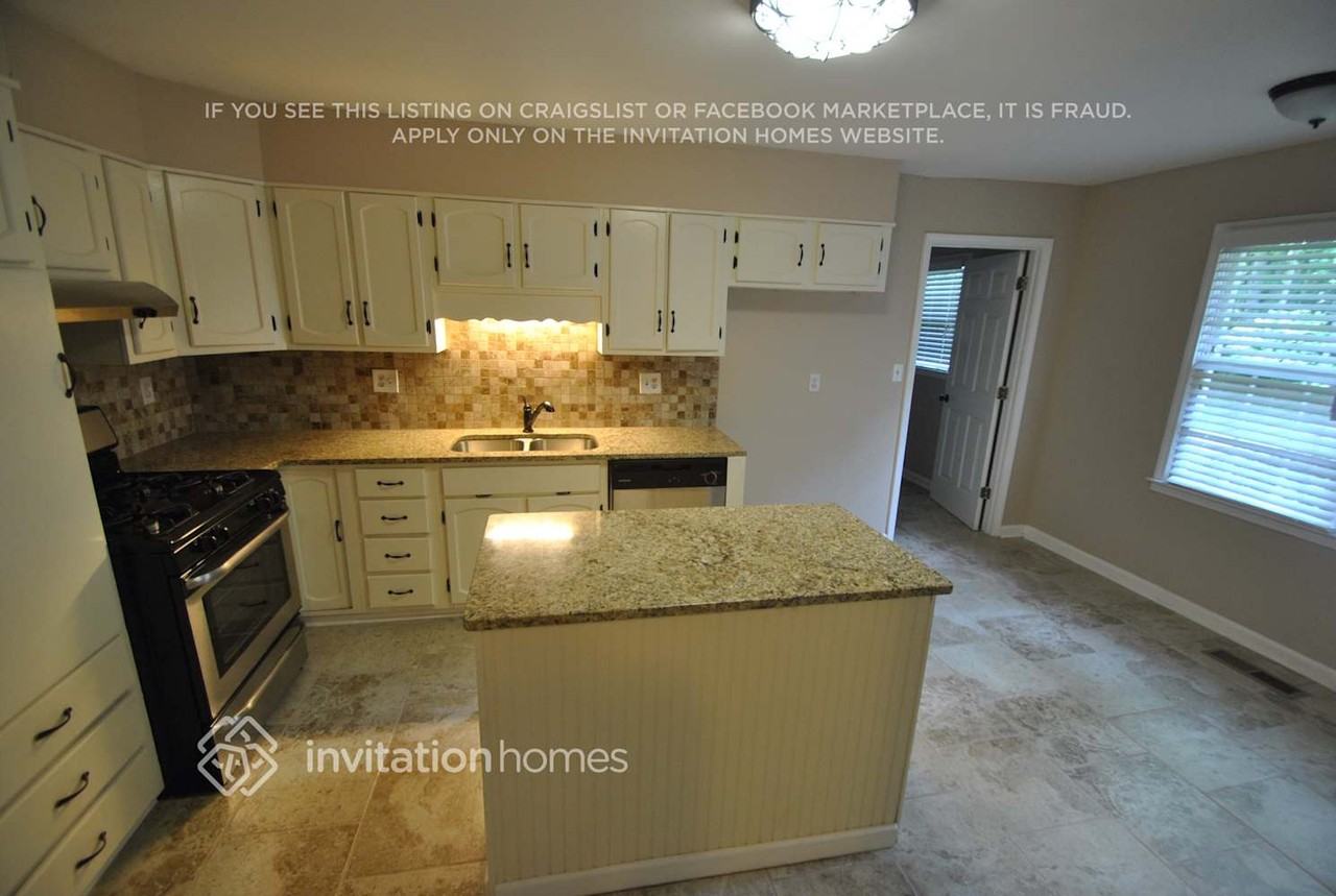 1609 Arden Dr Sw - Photo 5 of 15