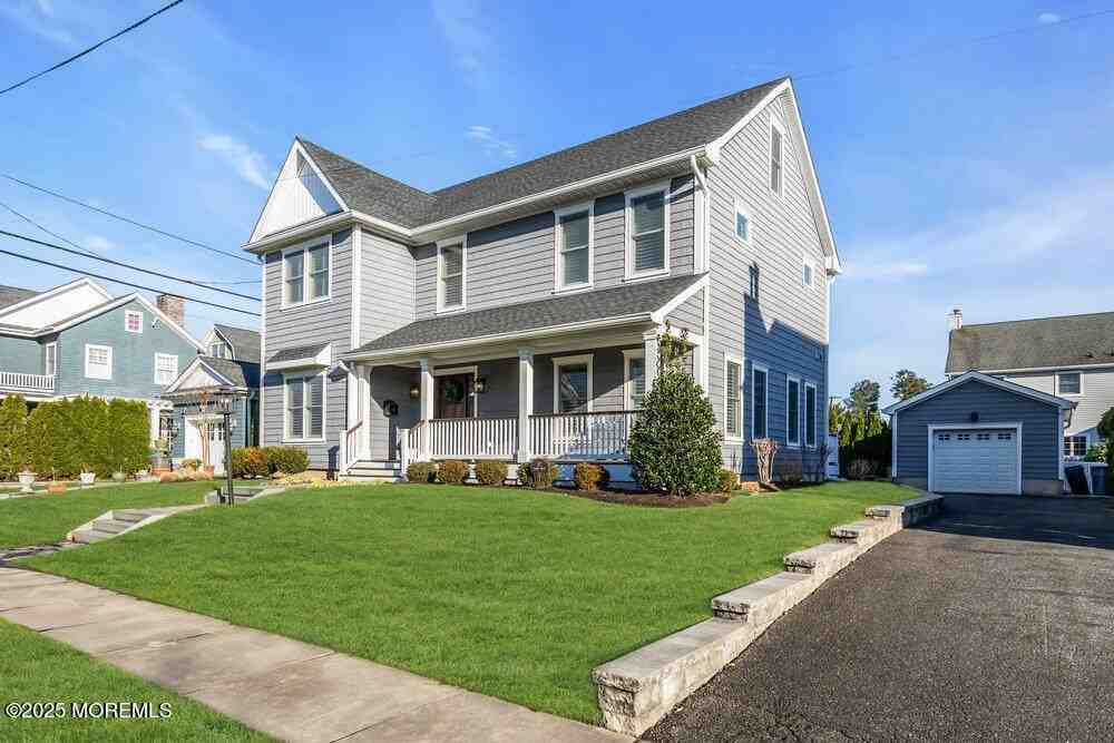 102 4th Ave - Photo 3 of 41