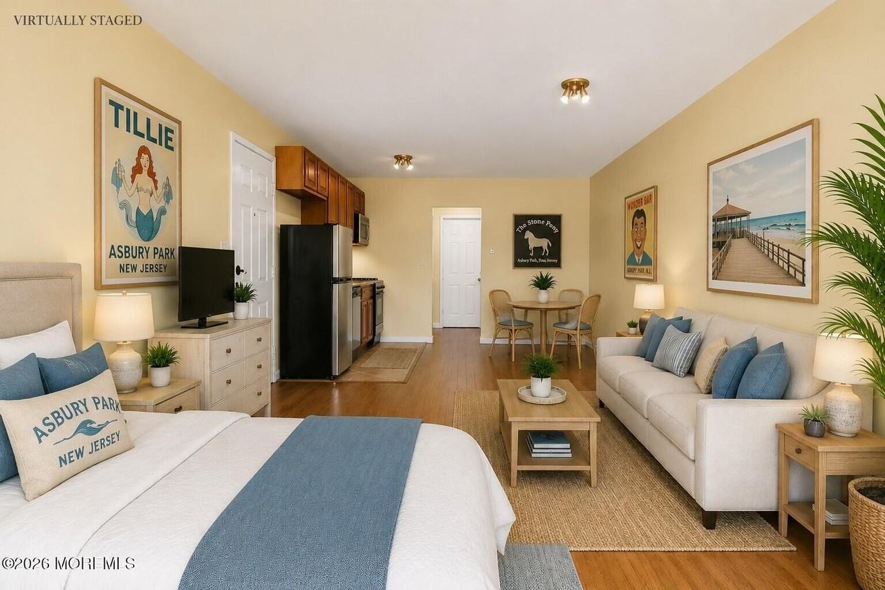 309 4th Ave #204 - Photo 7 of 41