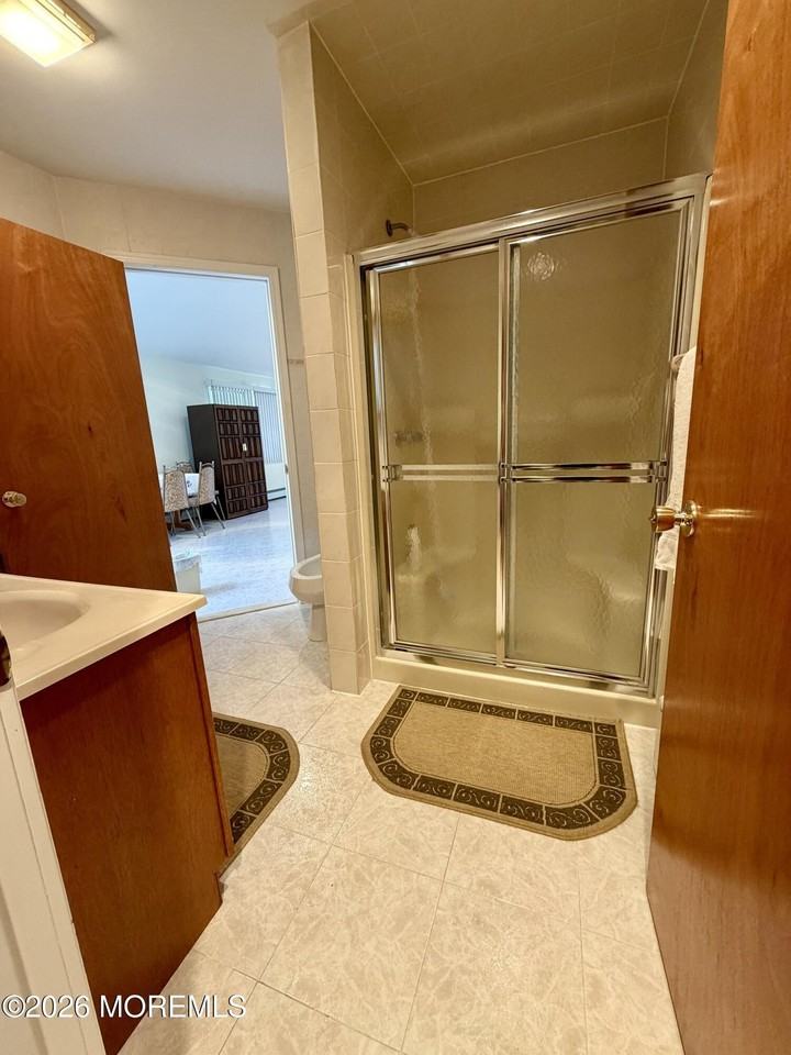 167 Kings Hwy - Photo 5 of 12