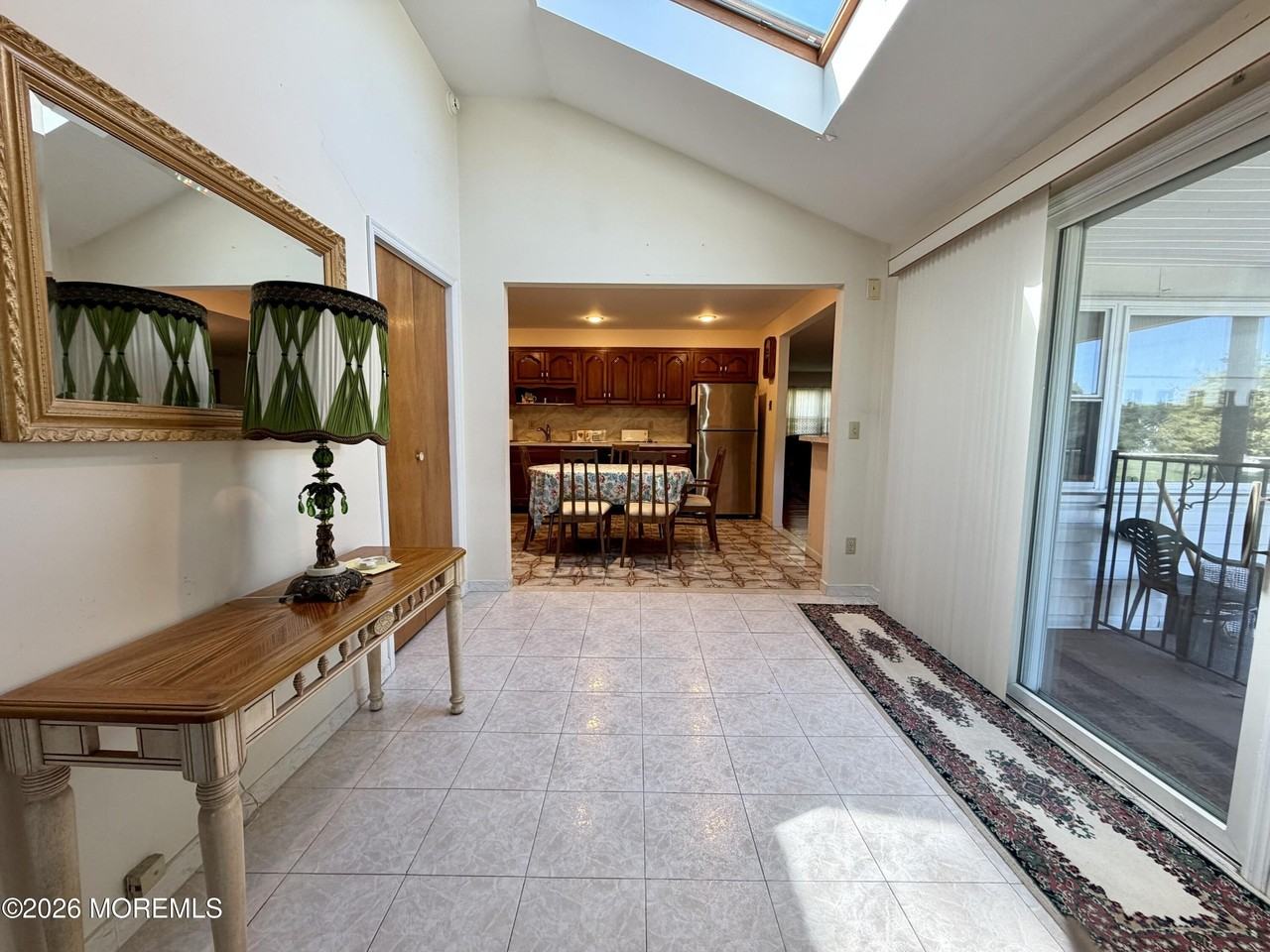 167 Kings Hwy - Photo 6 of 12