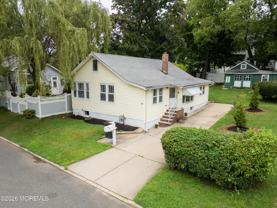 92 Asbury Ave - Photo 1 of 1