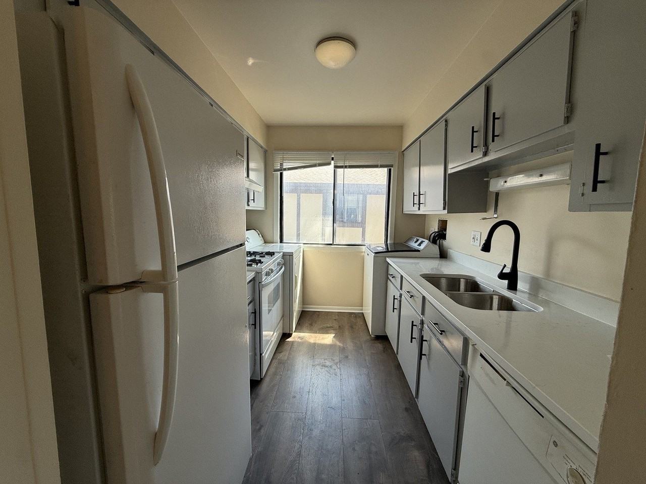 6258 Gold Cir #6258 - Photo 5 of 12
