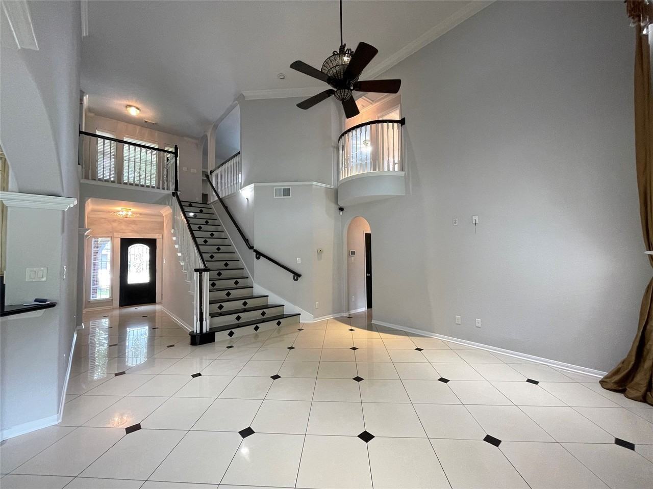 9343 Buffalo Bend Ln - Photo 5 of 35