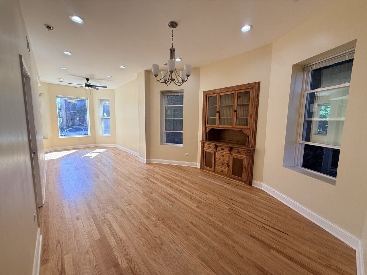 1334 N Ridgeway Ave #1 - Photo 3 of 9