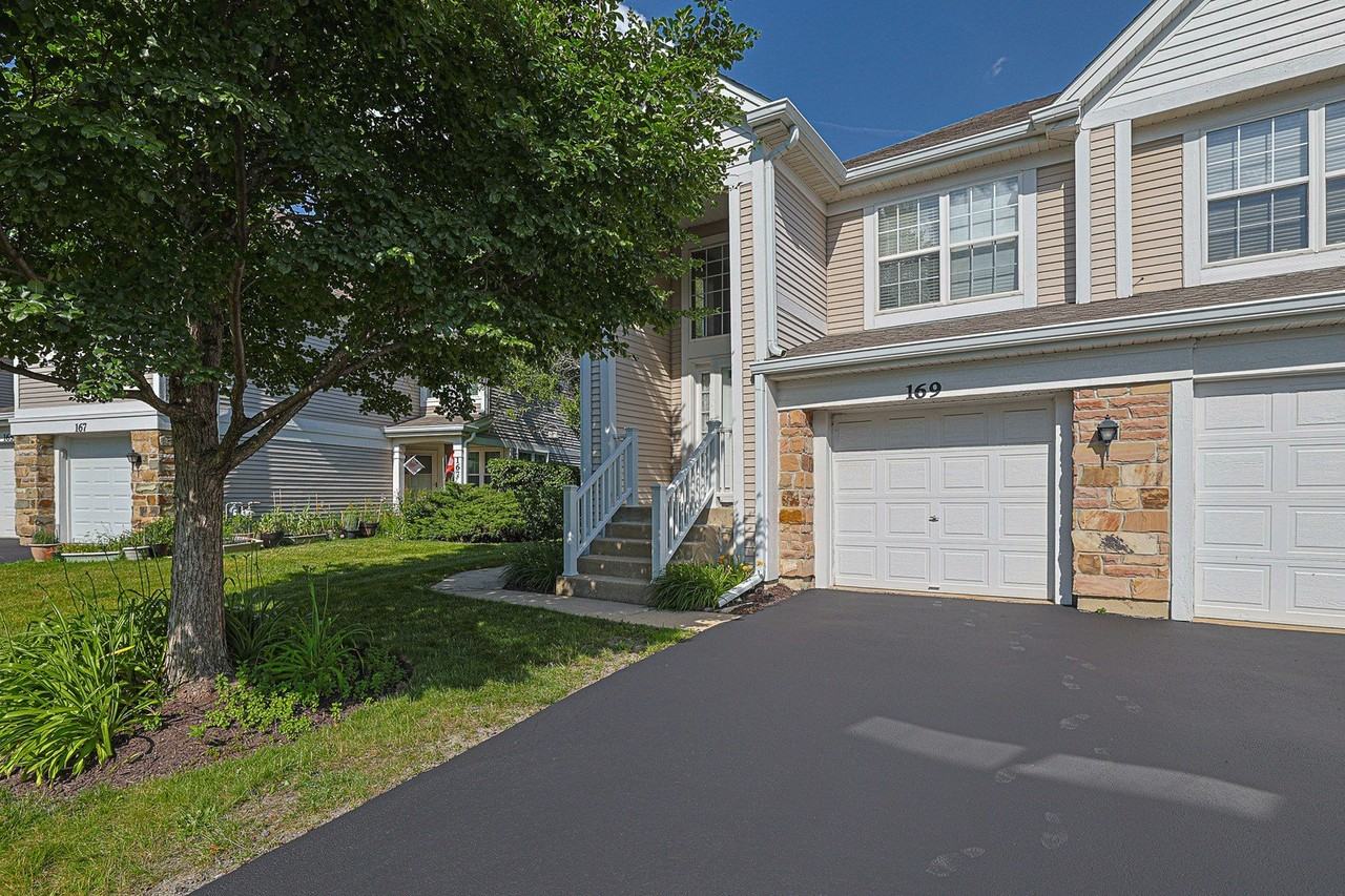 169 Concord Ln #169 - Photo 4 of 15