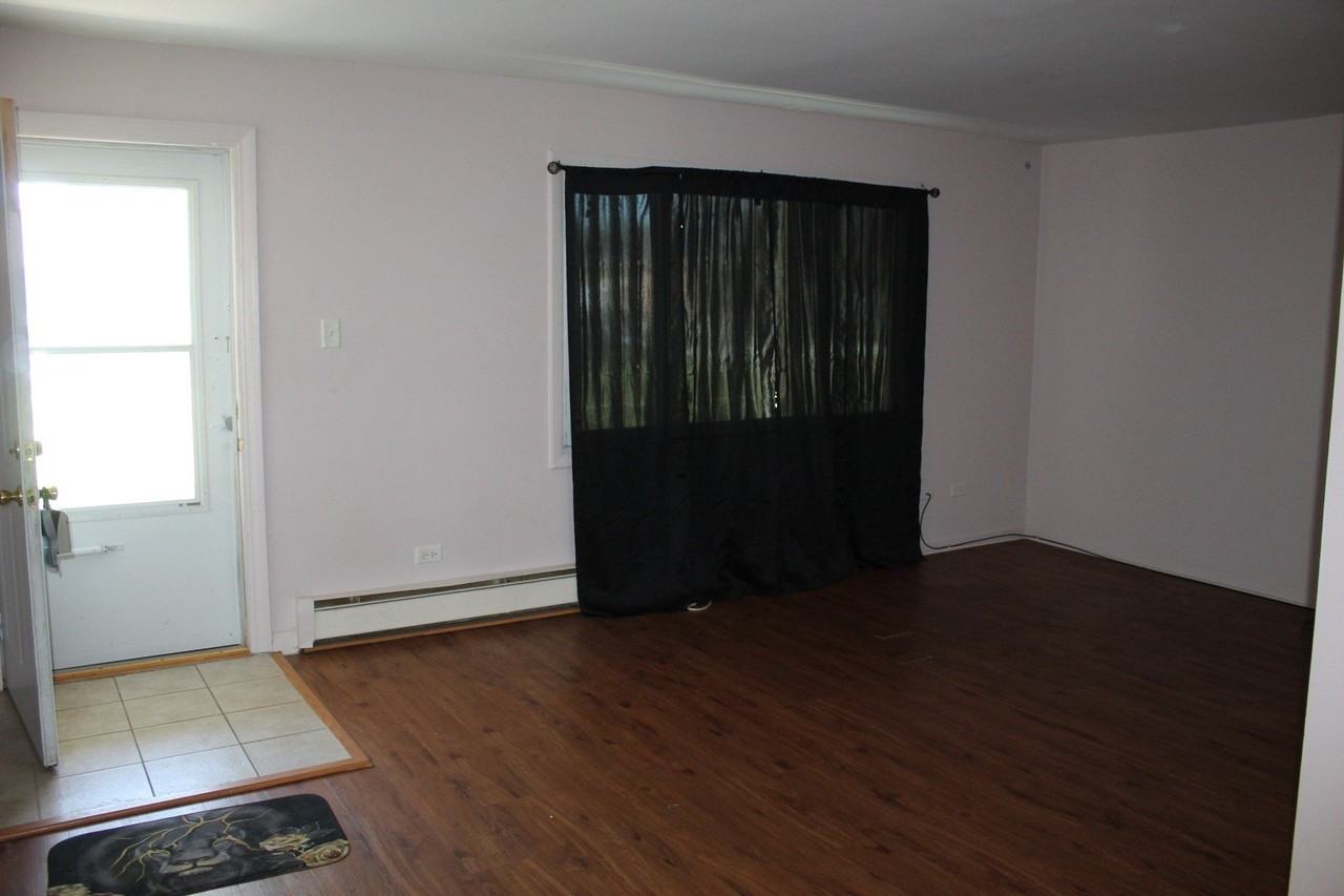 14519 Keystone Ave #5 - Photo 4 of 13