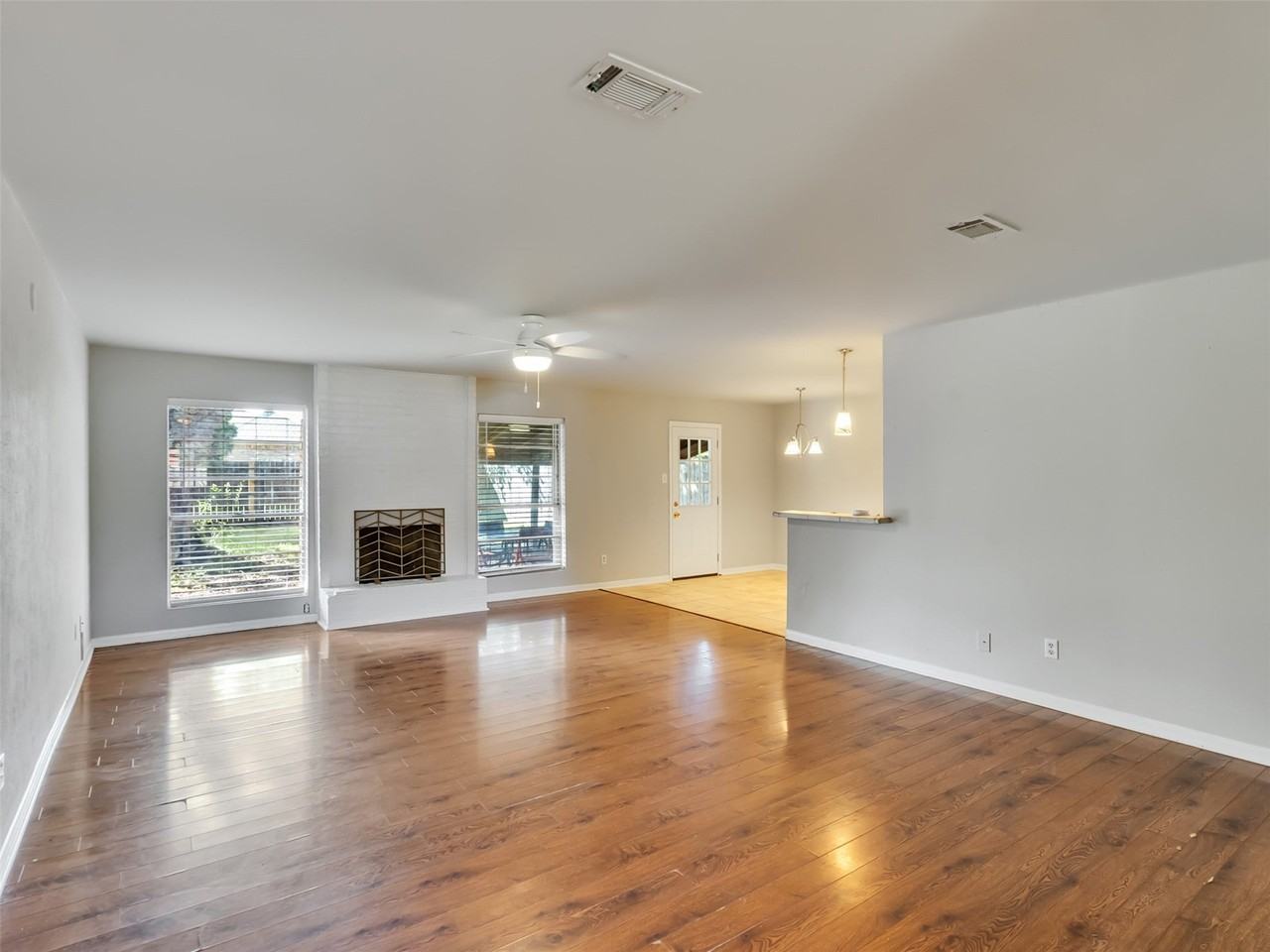 913 W Galveston St - Photo 4 of 24