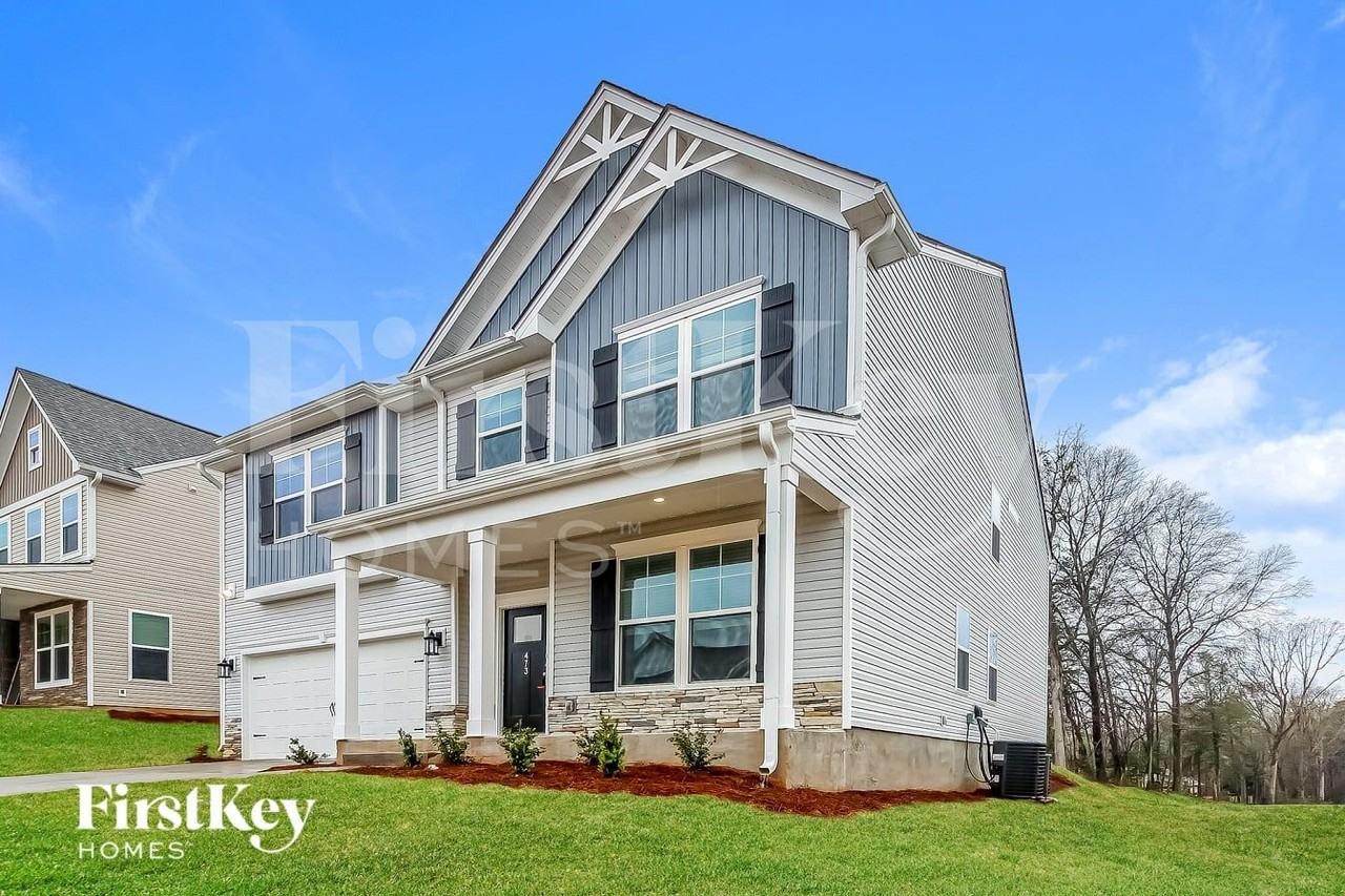 473 Yoshino Cherry Dr - Photo 2 of 15