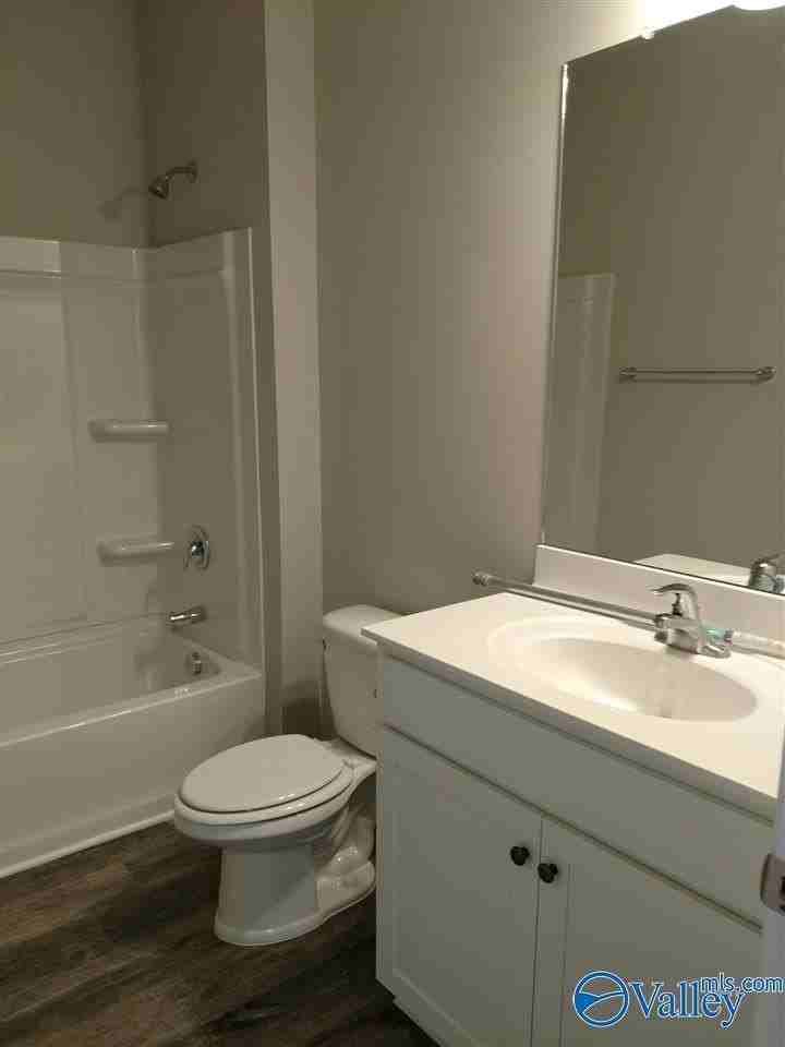116 Shrewsberry Dr - Photo 5 of 25