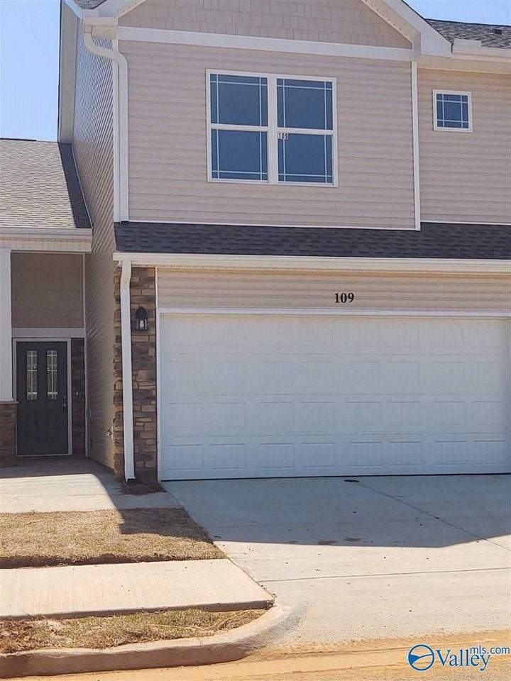 109 Woodsbrook Pl Sw - Photo 4 of 34