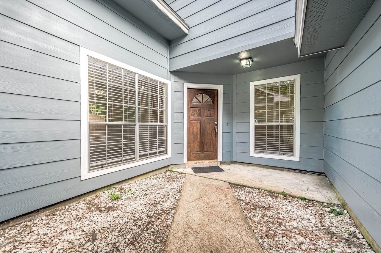 15607 Barbarossa Dr - Photo 6 of 29