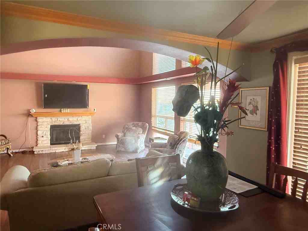 27303 Maritime Ln - Photo 2 of 11