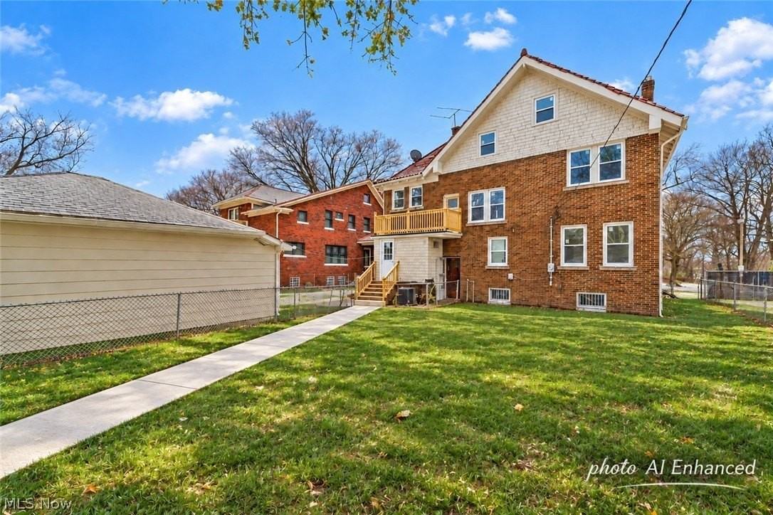 867 East Blvd - Photo 2 of 41