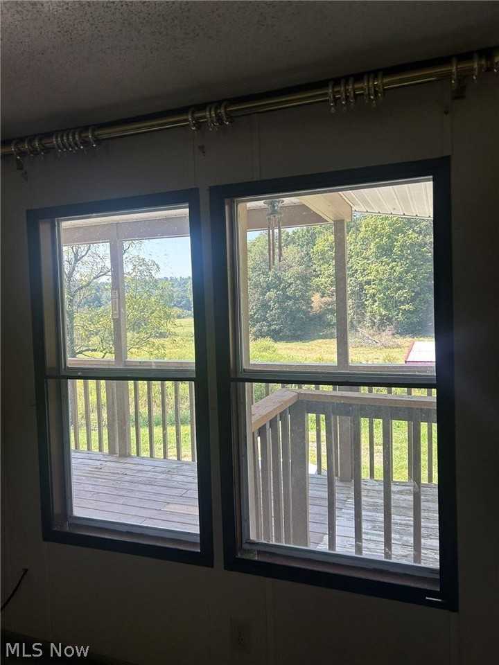 69660 Skullfork Rd - Photo 3 of 19