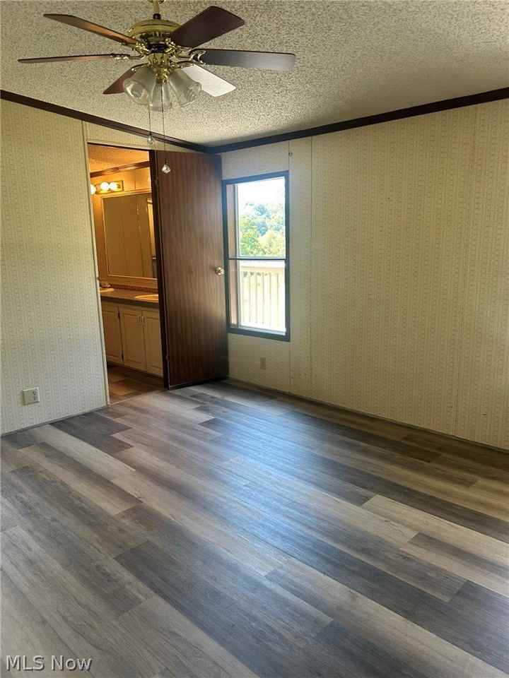69660 Skullfork Rd - Photo 5 of 19