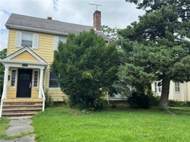 featured image of 2982 Martin Luther King Jr Dr #UP