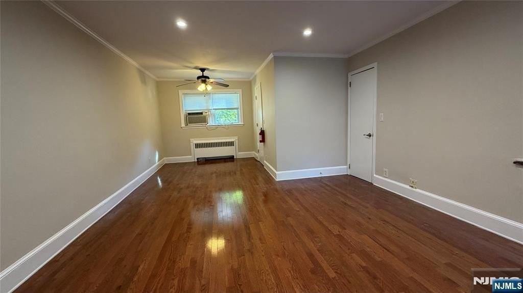 295 Tenafly Rd #I - Photo 5 of 10