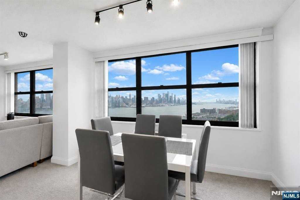 7000 Kennedy Blvd E #26E - Photo 5 of 16