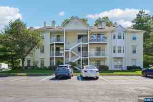 featured image of 945 Juniper Way