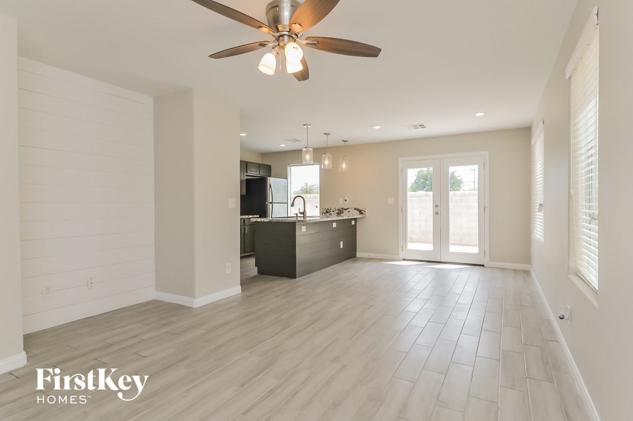 2148 Casa Ladera St - Photo 5 of 15